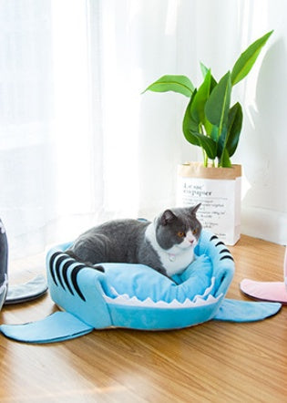 Creative Dual Purpose Shark Pet Bed Warm Cozy Design