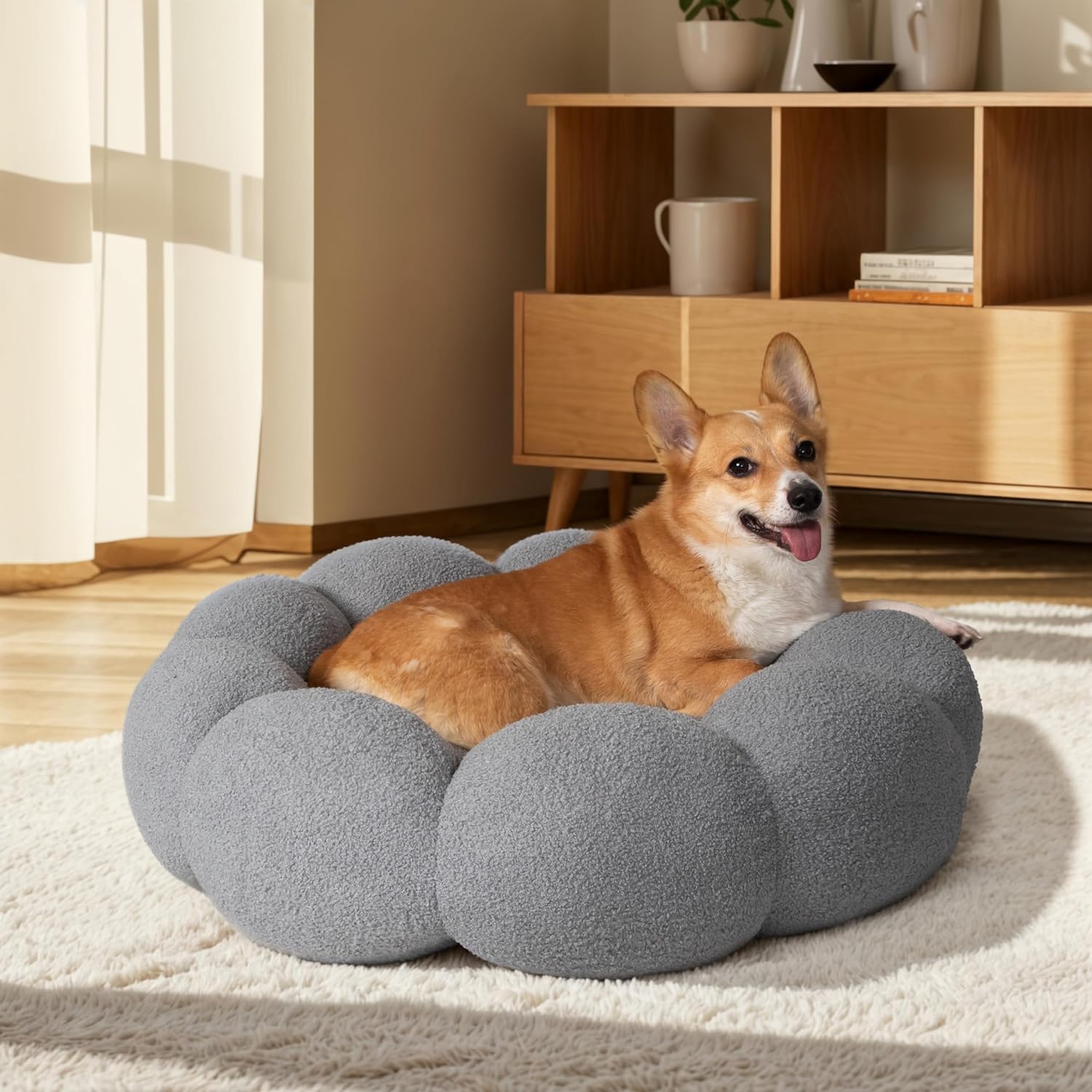 Fluffy Plush Pet Calming Bed With Non Slip Washable Design