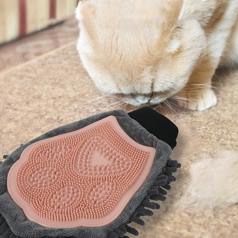 2-In-1 Pet Bathing Brush And Grooming Glove For Cleaning Massaging Drying